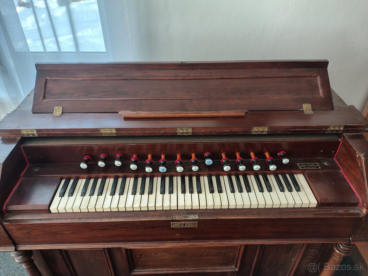 Harmonium, vzácne a starozitne