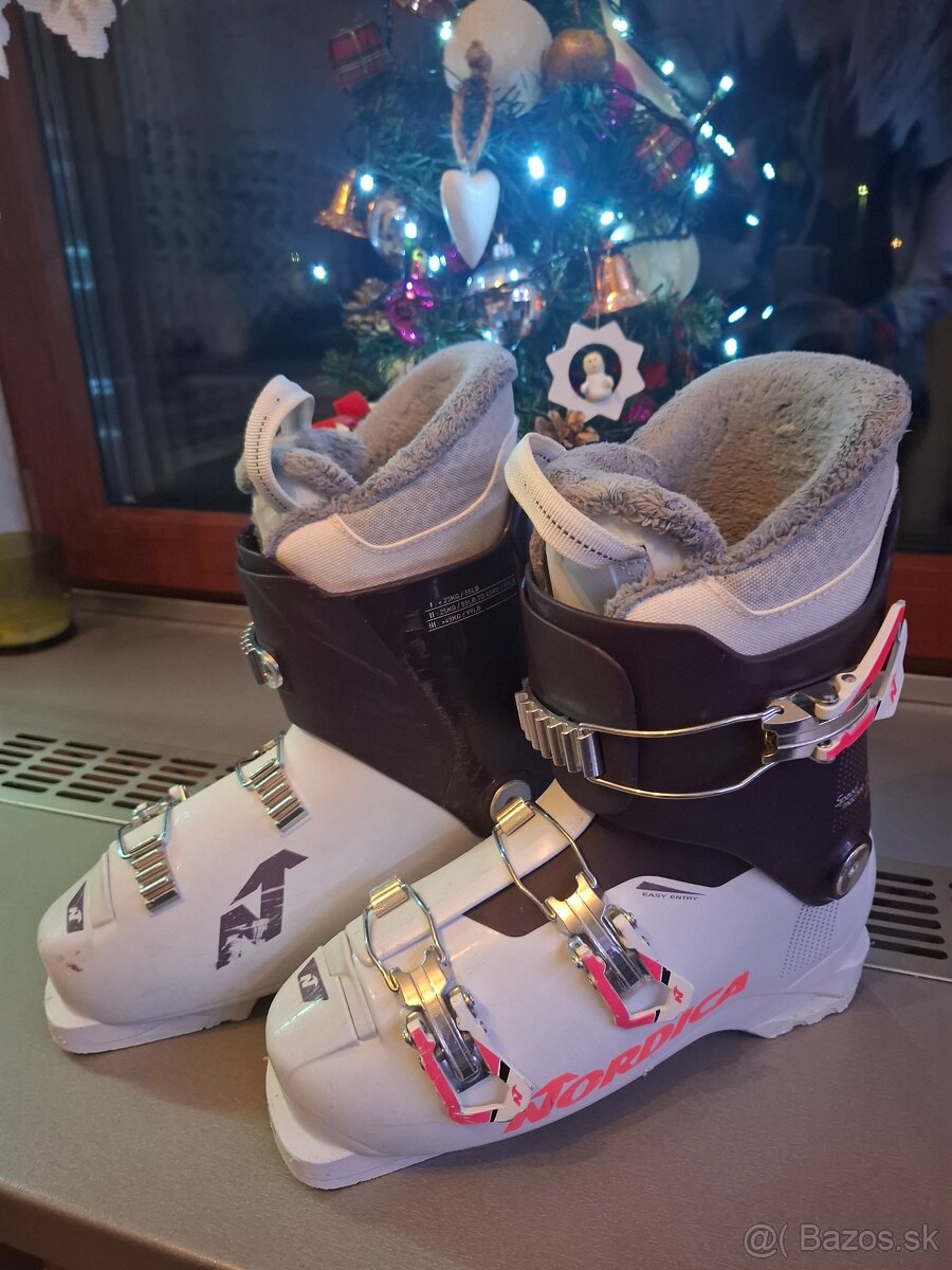 Detské lyžiarky Nordica 25,5