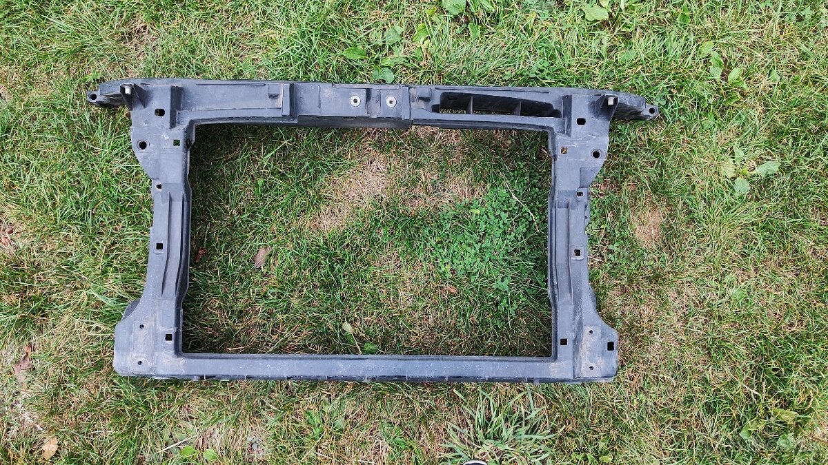 Predám prednú stenu Škoda Superb 2