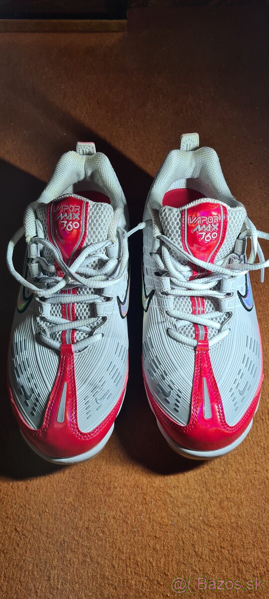 Nike vapormax 360 top