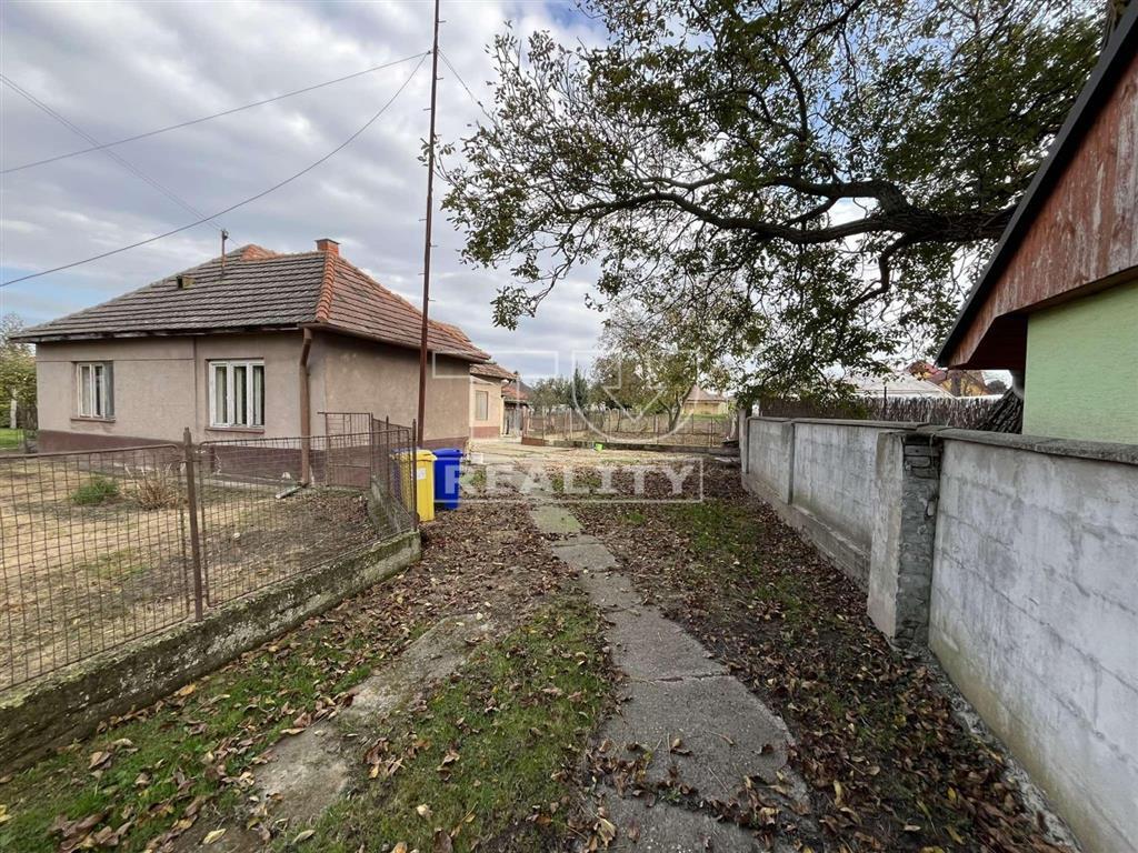 3 izb.RD 109m2 na poz. 8á, Kráľová n/V