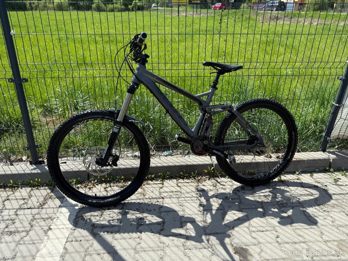 SCOTT Bike Genius LT 30 sivý ODPORUCAM DOHODA.