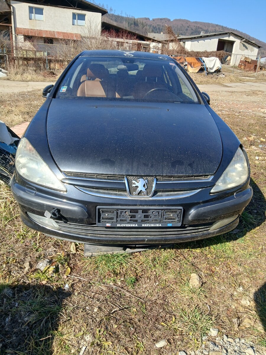 Peugeot 607