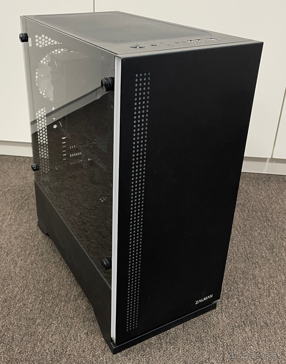 PC i7 / RTX 3060 / 16GB RAM