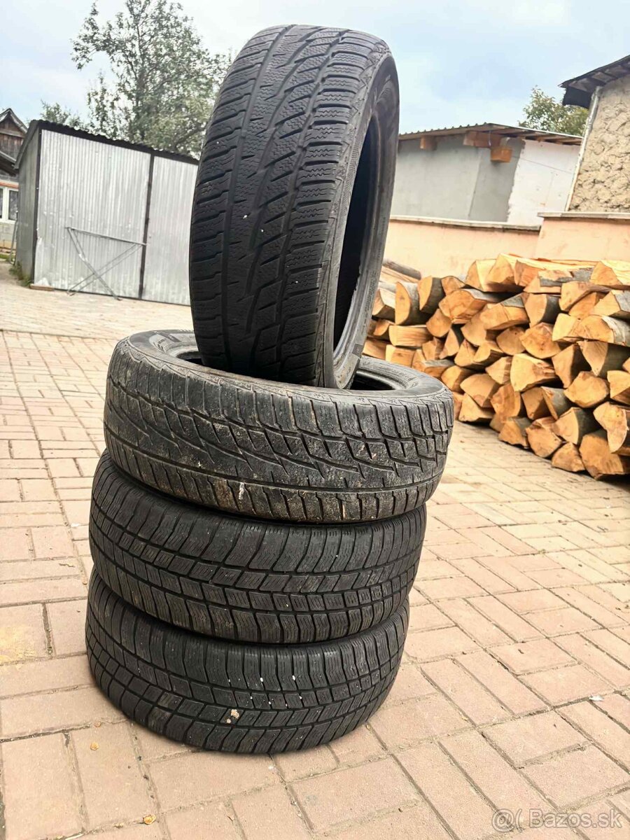 Predam pneumatiky 205/55r16 zimne