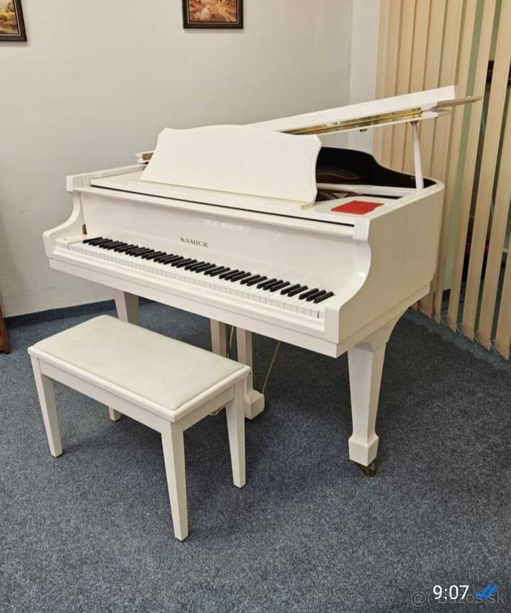 🎵 Elegantní klavír Samick téměř jako nový.