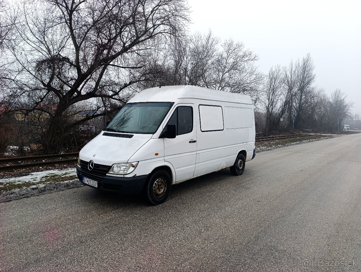 Mercedes Sprinter