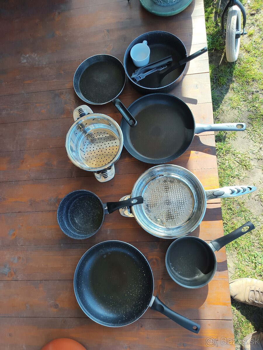 Staršie hrnce a panvice