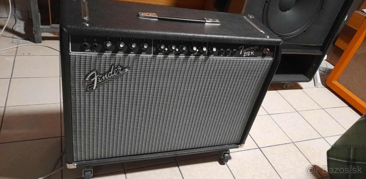 Fender Frontman 212 ,tranzistorové s 1x 12 reprom