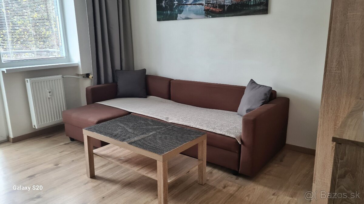 Rozťahovací Rohový s Úložným priestorom