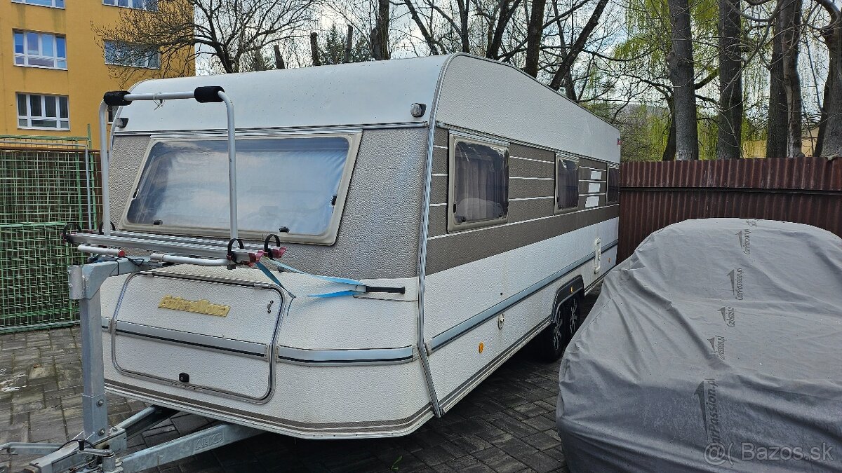 Obytný príves Hymer eriba nova