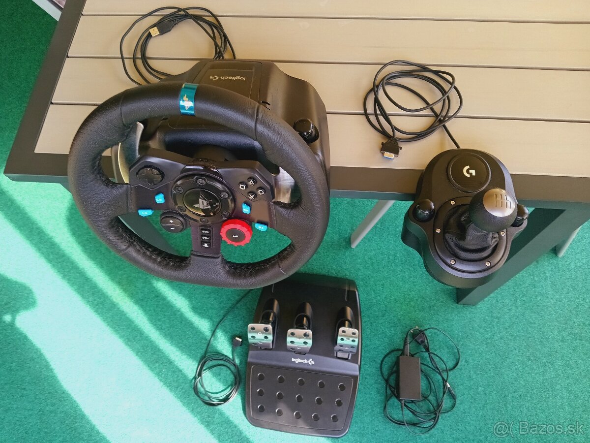 Logitech G29 volant, pedále, páka
