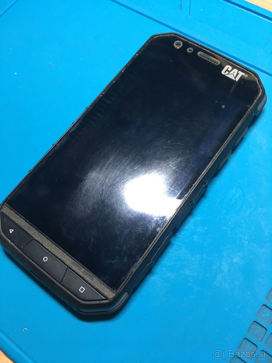CAT s30