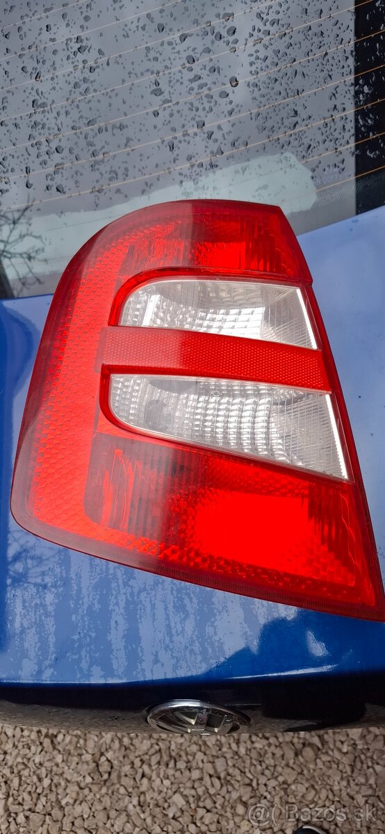 Zadné ľavé svetlo Škoda Fabia 1 hatchback
