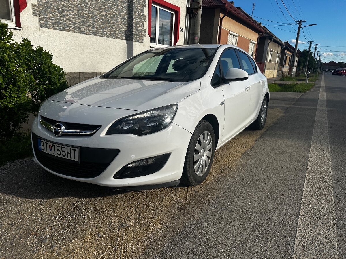 Opel Astra 1,4 Turbo 103kw
