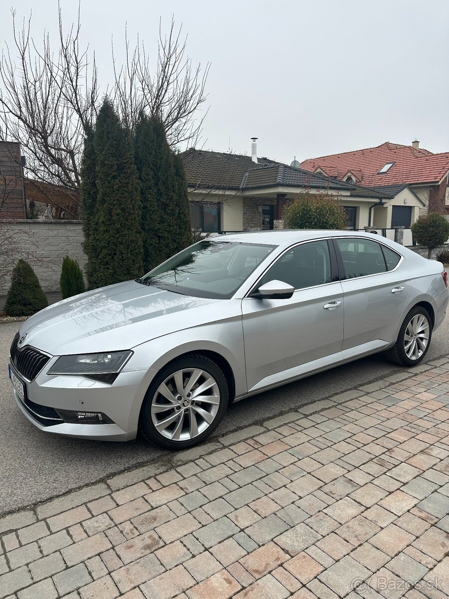Škoda Superb 2.0 TDI 190k 4x4 Ambition DSG