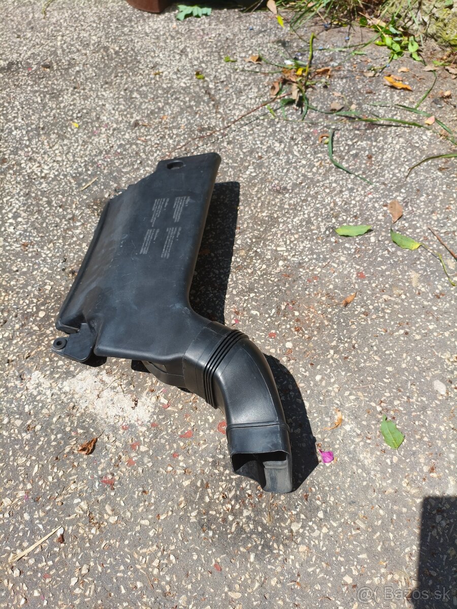 Nasávač k filter boxu e46
