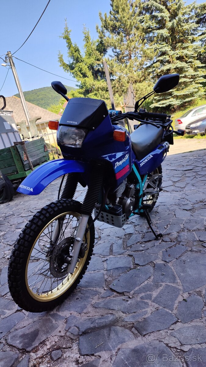 Honda NX 650 Dominátor