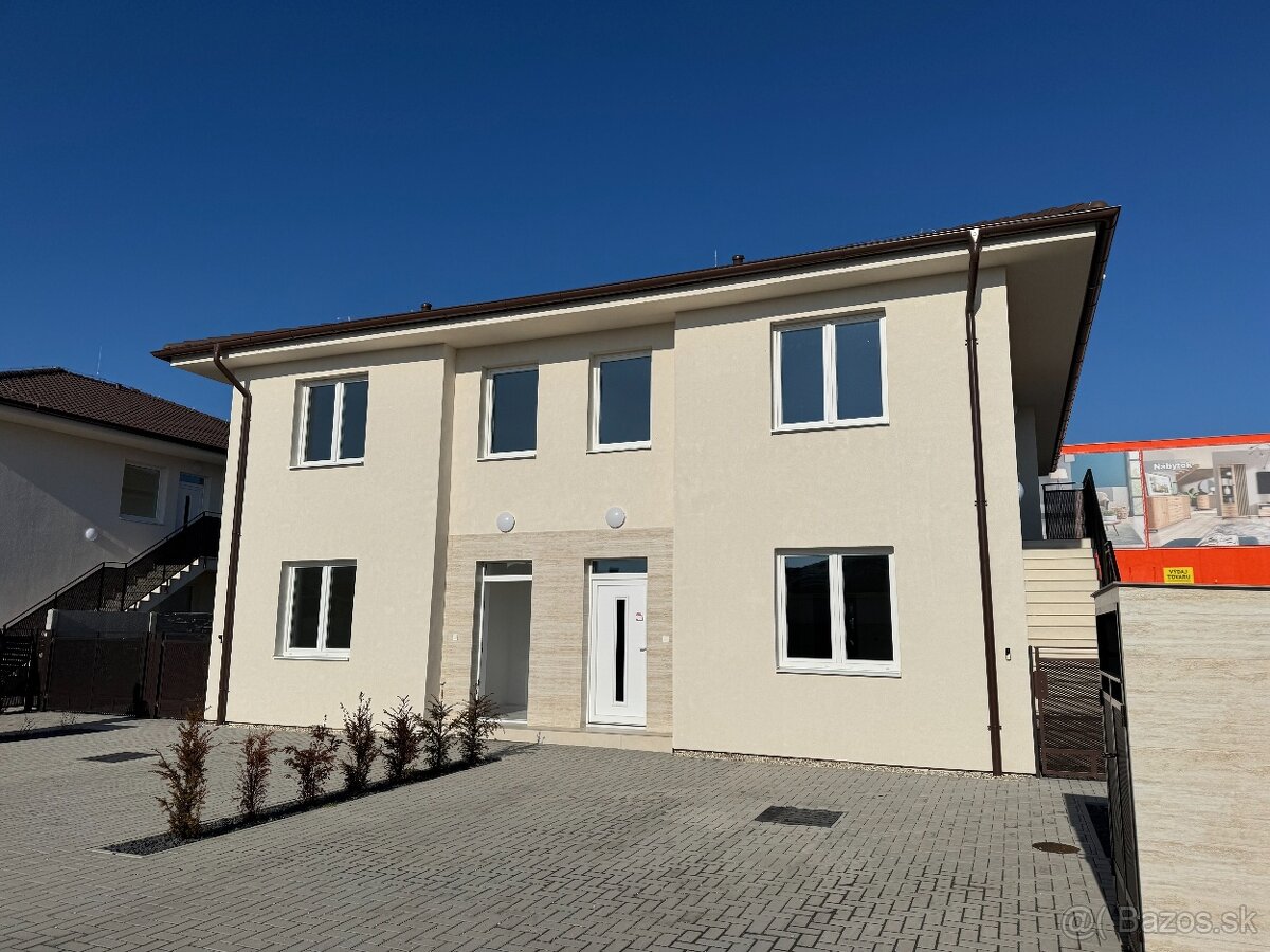 3.izbový byt so záhradou, tepelným čerpadlom Dunajská Streda
