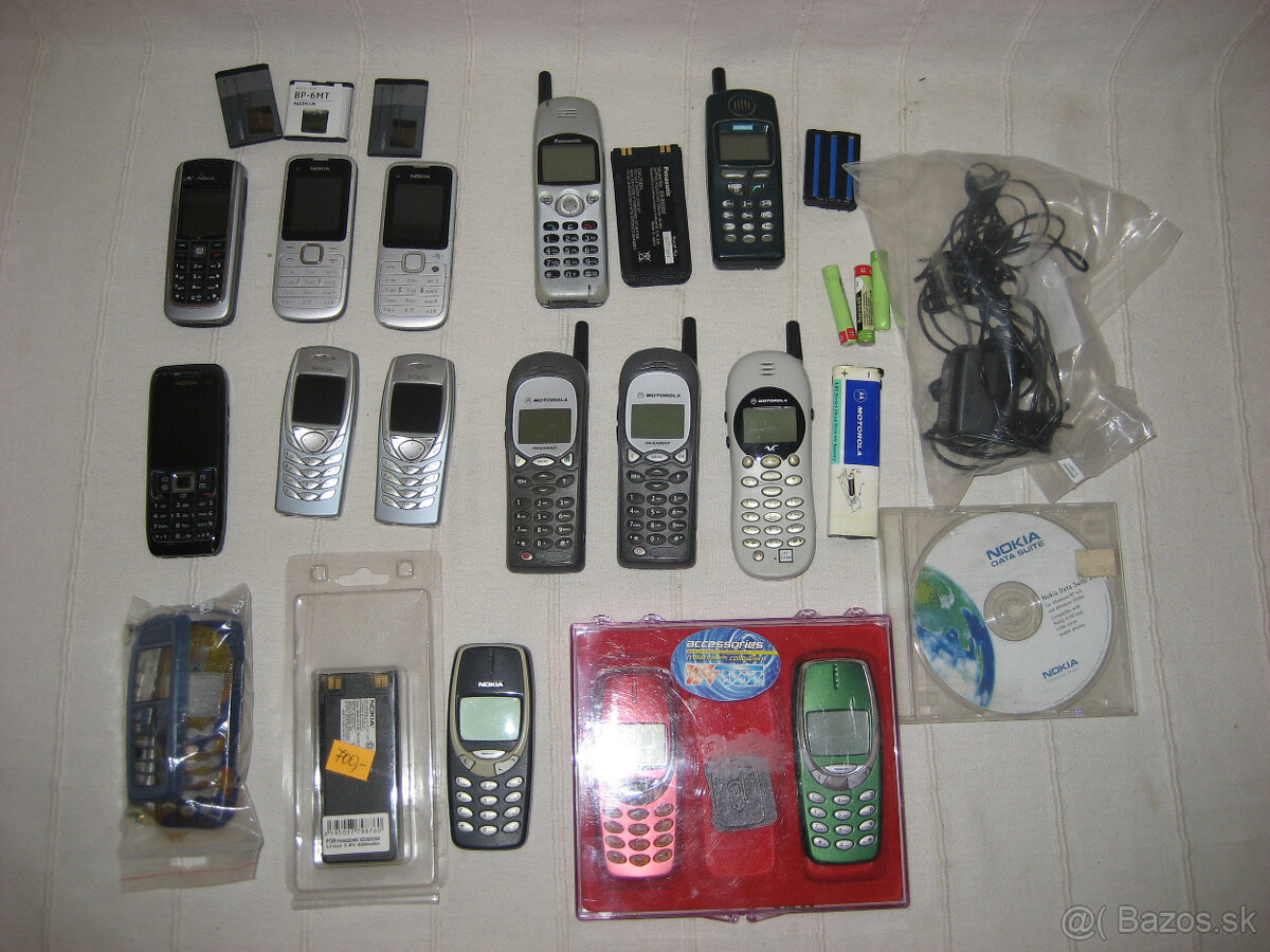 14x stare tlacitkove mobily