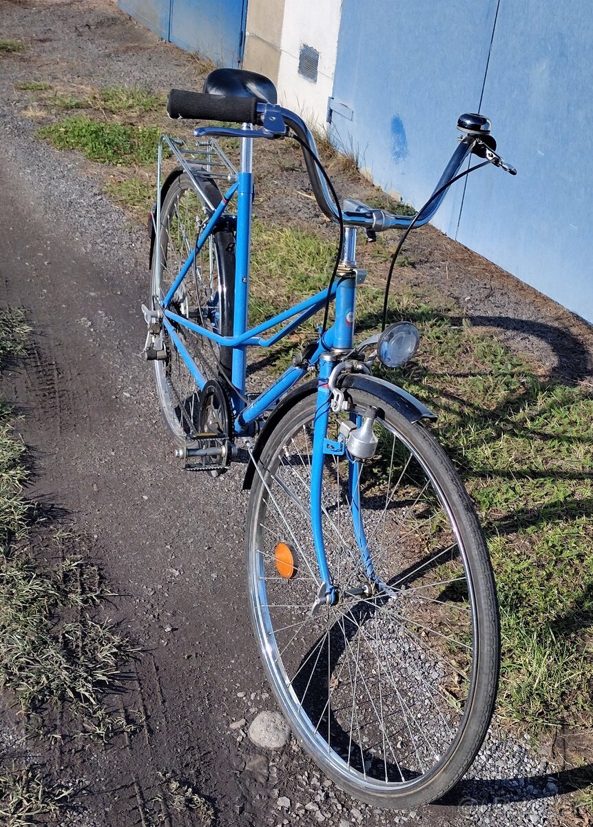 predam damsky bicykel