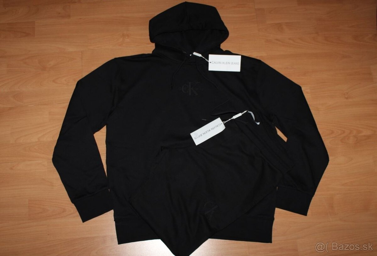 Pánska teplakova súprava Calvin Klein