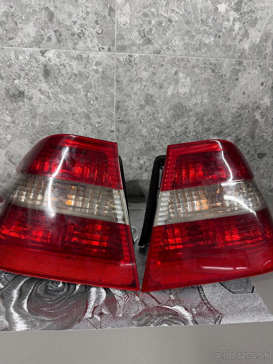 BMW E46 zadne svetla (sedan)
