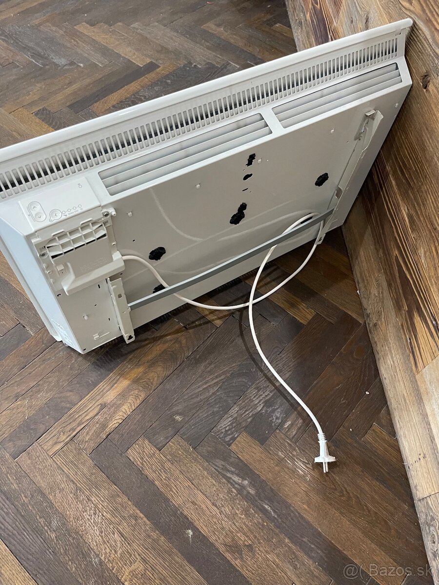 Sálavý elektrický konvektor SOLIUS Digital 1500 W