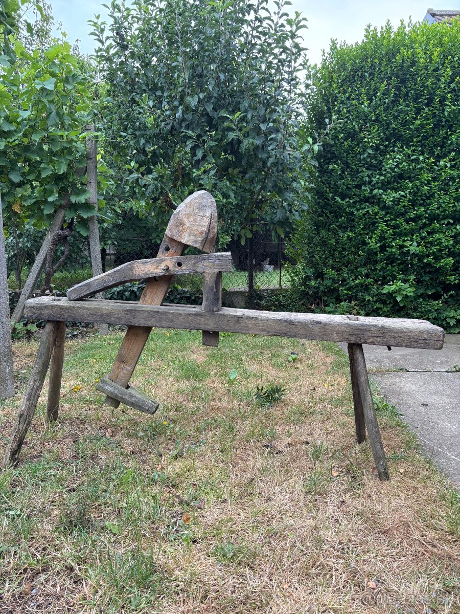 Náradie na ručné hoblovanie dreva