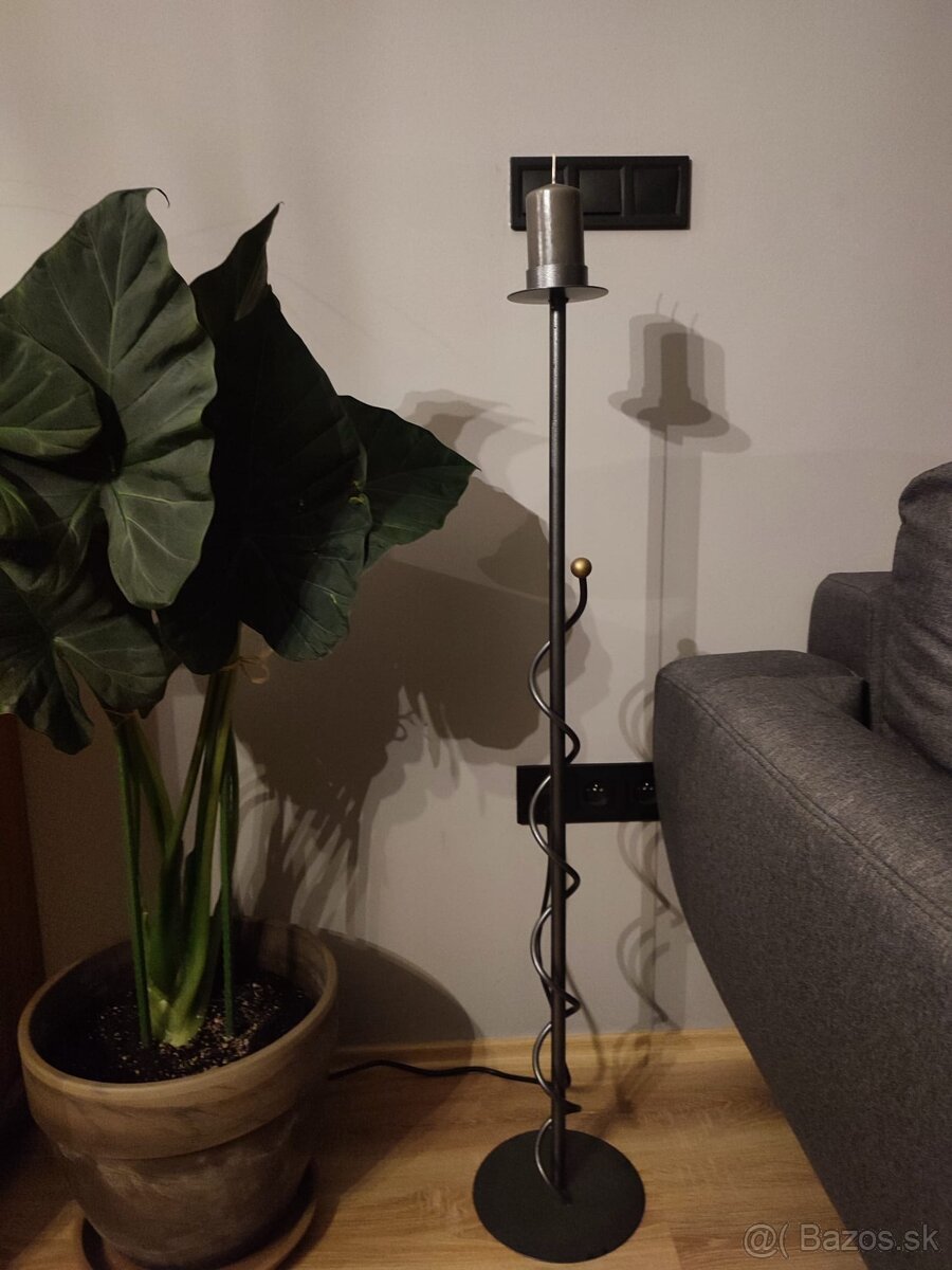 Svietnik 107cm,  15€