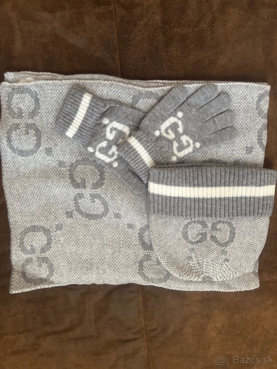 Predám set, šál, rukavice, čiapka