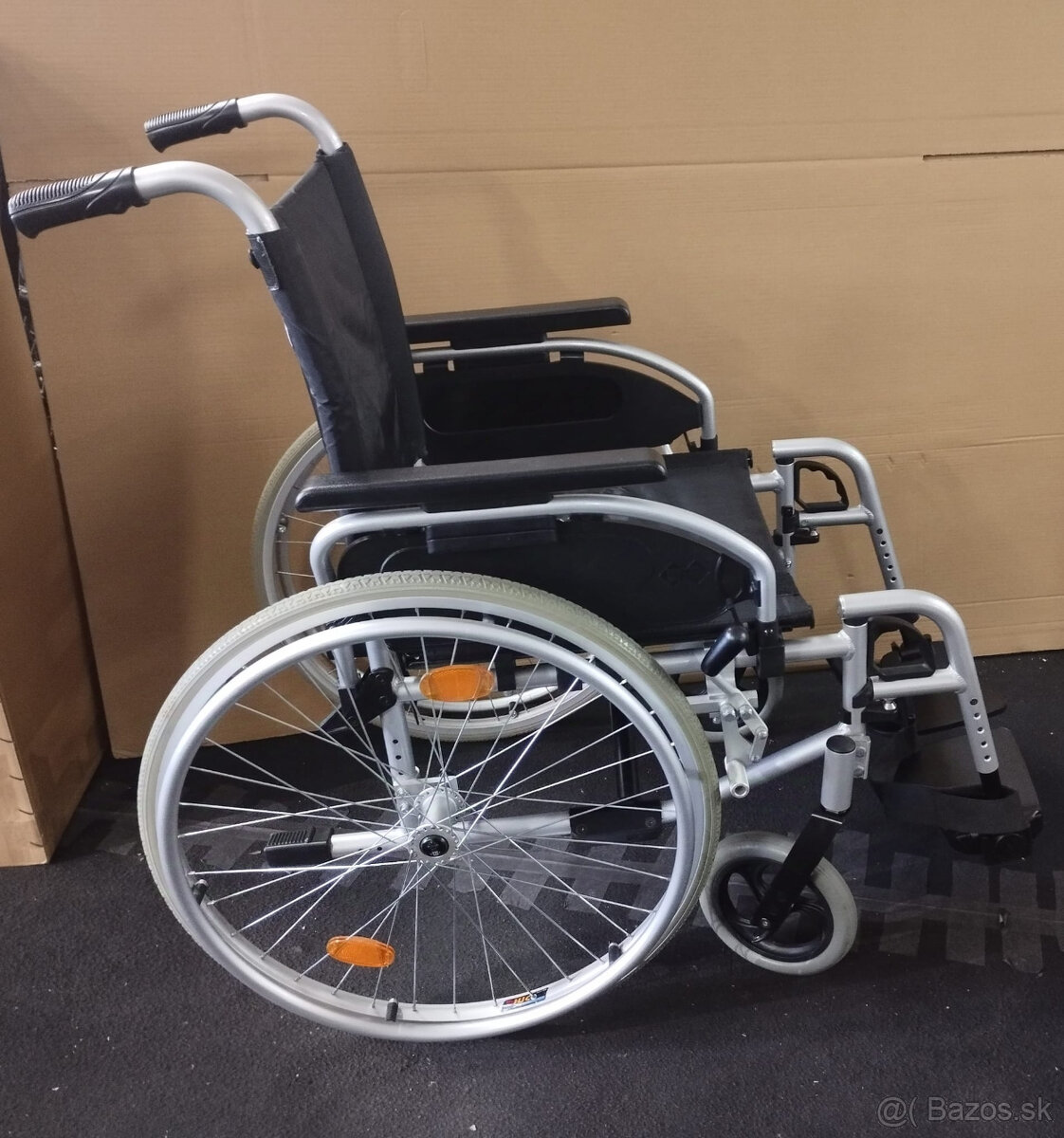Invalidný vozík - skladací