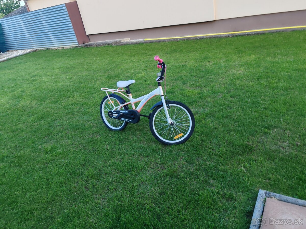 Detský dievčenský bicykel veľkosť 20