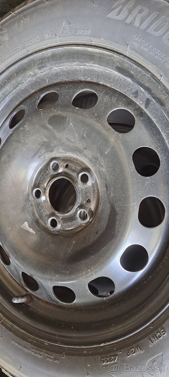 Predám zimný set 16"-5x100+195/60r16 Bridgestone