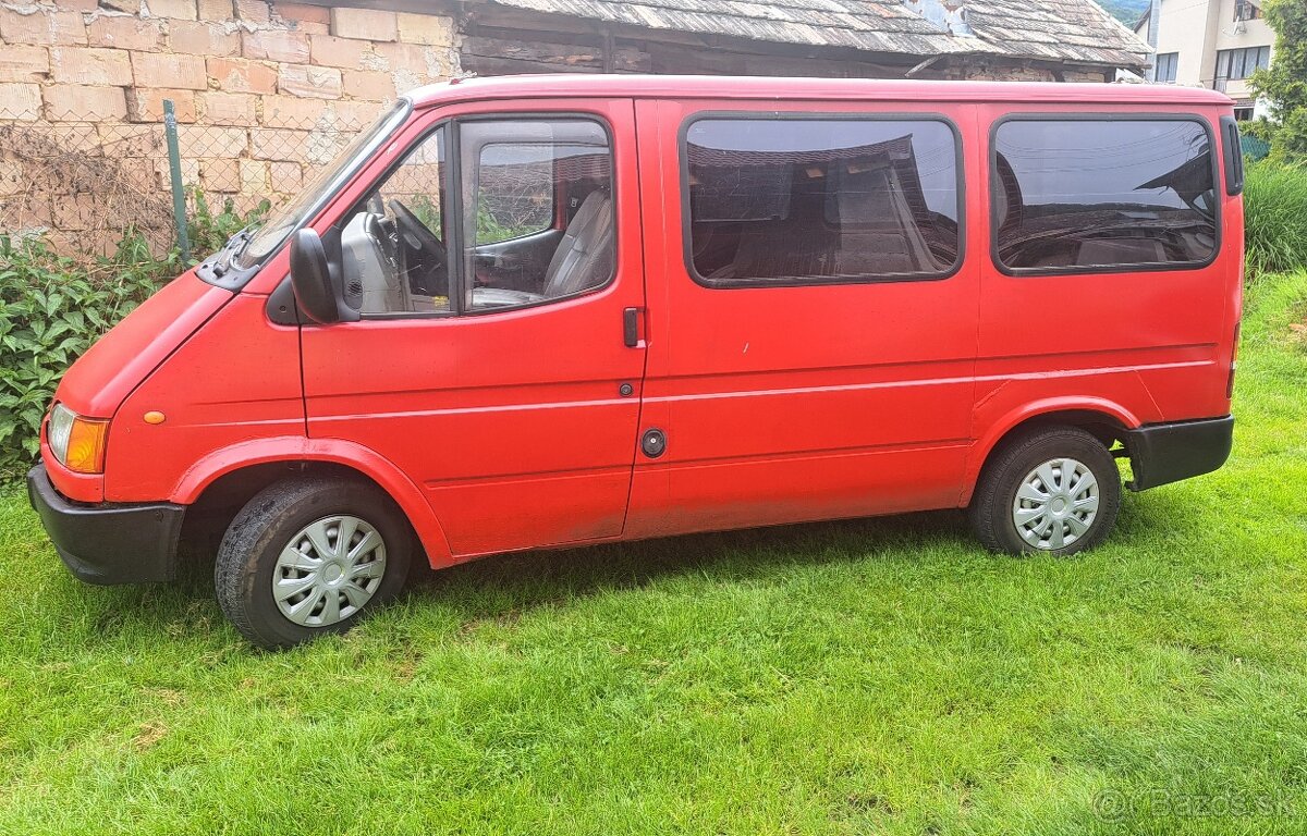Predam ford tranzit 8miestny