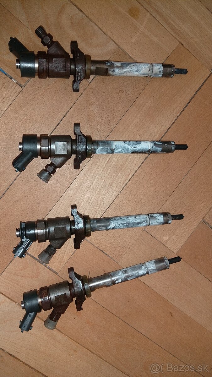 Predám vstrekovacie trisky, vstreky, vstrekovače 1.6