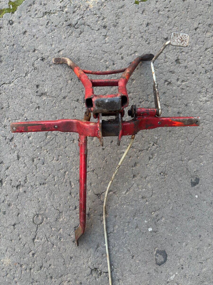 Jawa pionier stupačkovy kríž + stojan