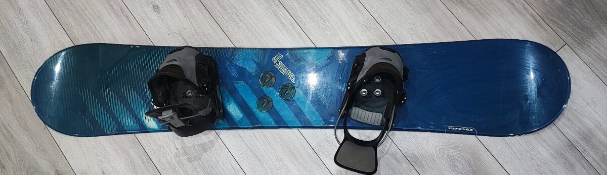 Snowboard Salomon + viazanie Flow