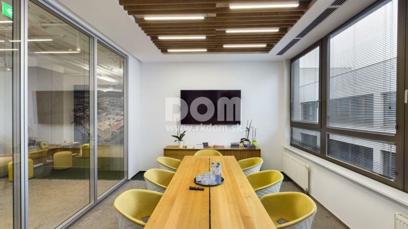 rkDOM | Prenájom kancelárskych priestorov na Galvaniho uli