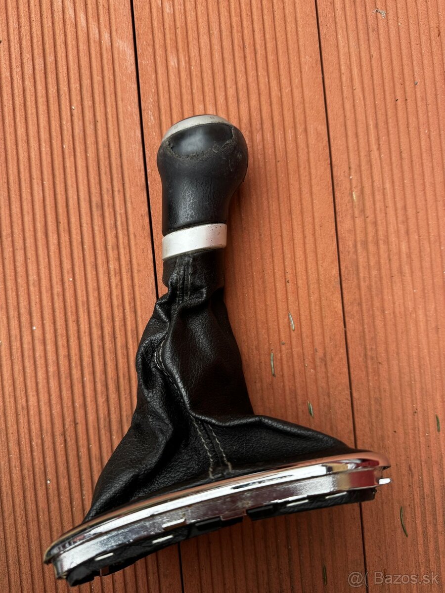 radiaca páka VW golf iv R32