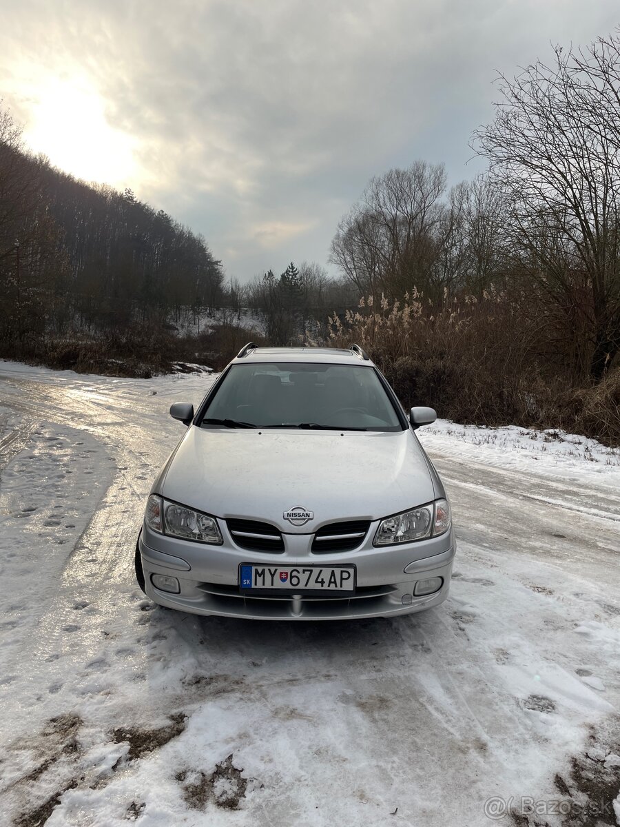 Nissan almera n16 hatchback