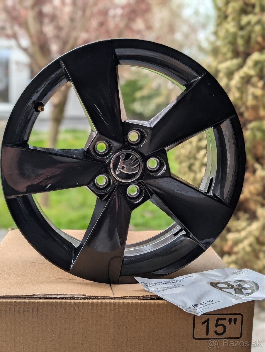 Hliníkové disky R15 HADAR čierna metalíza
