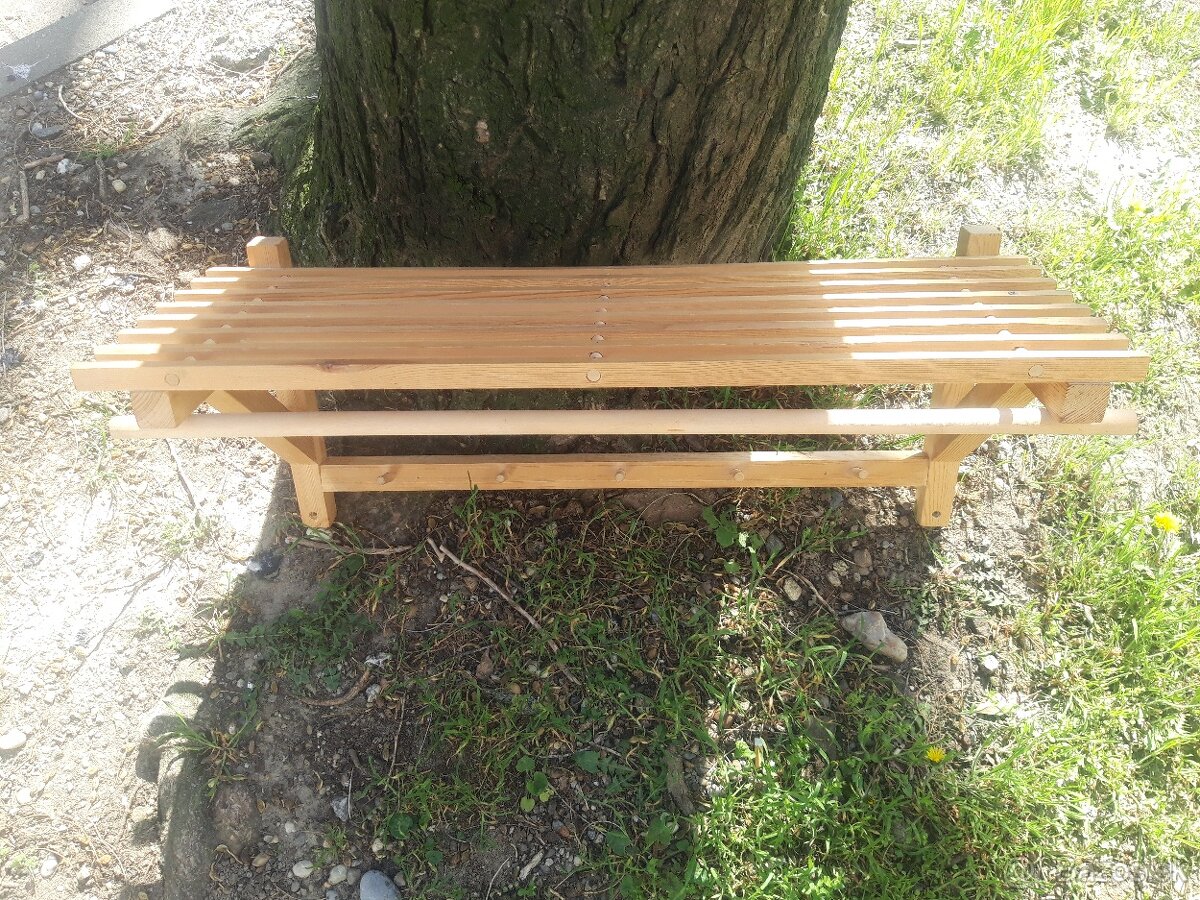 Nastenný vešiak s policou BABORD