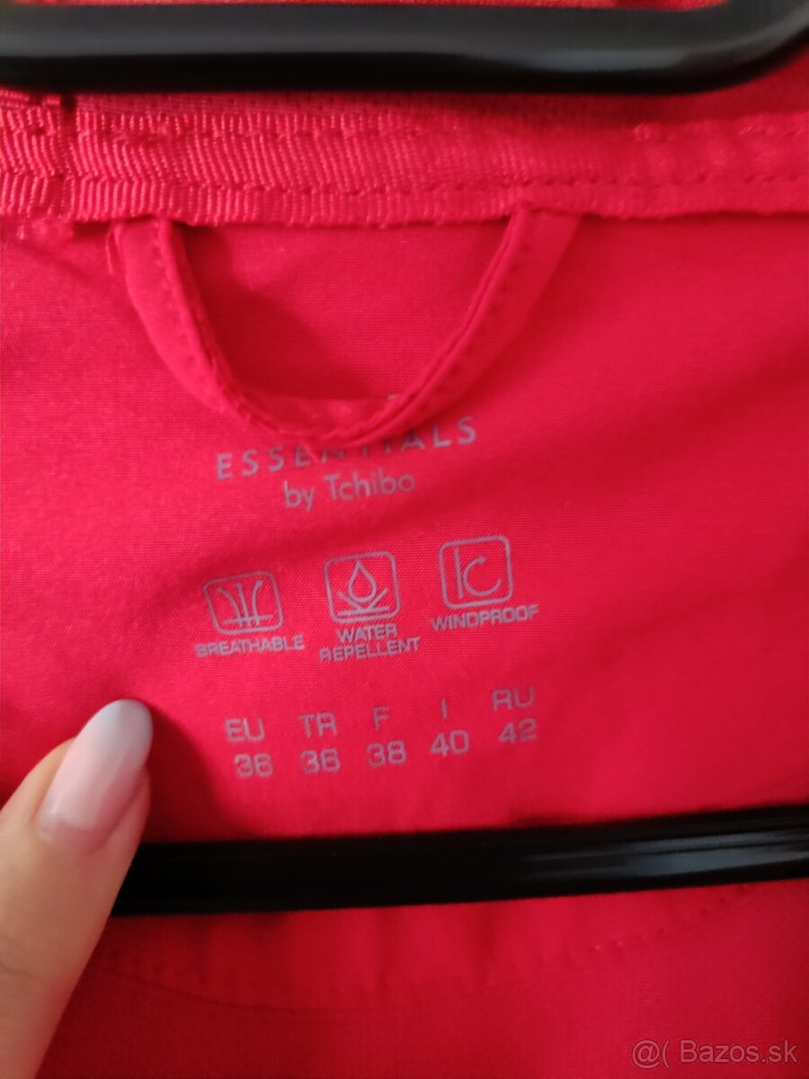 Tschibo cistonova softshellová bunda veľkosť 36