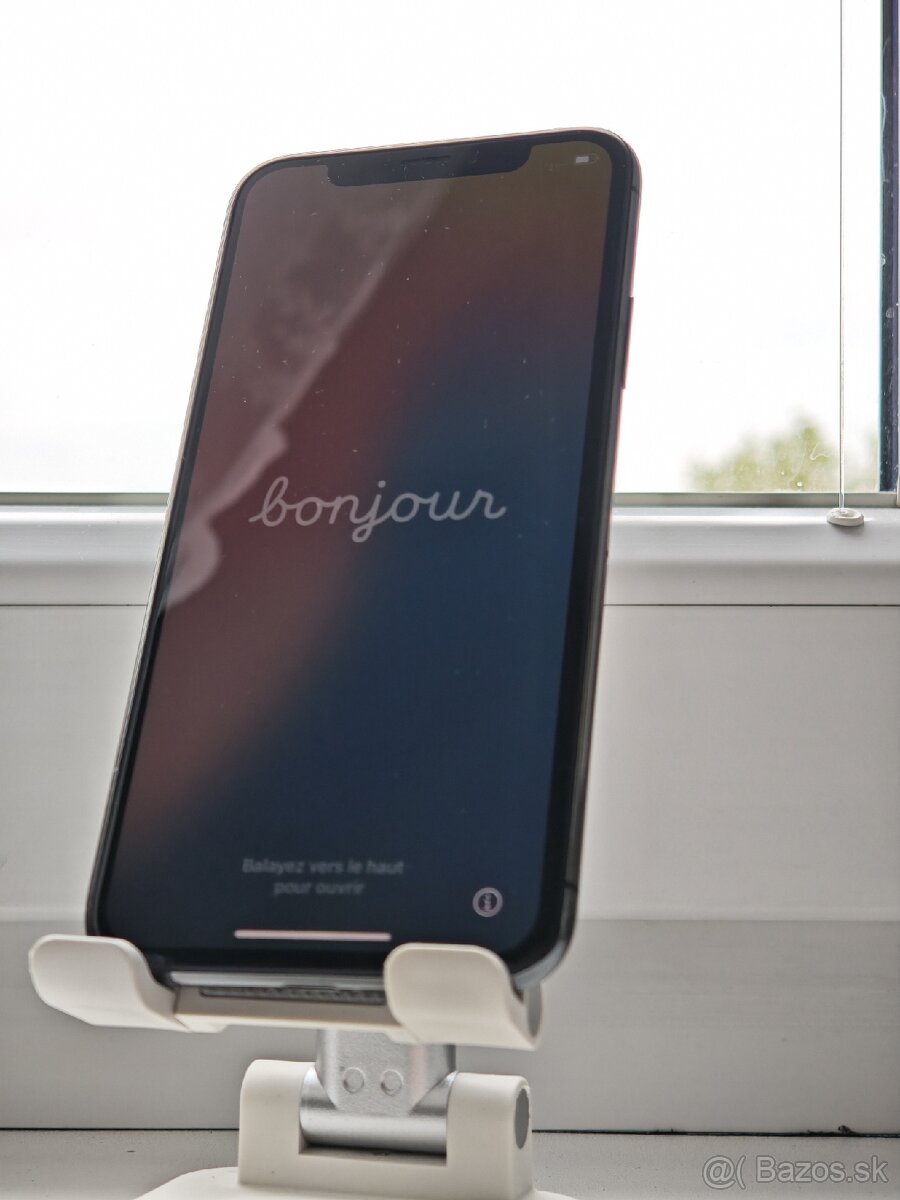iPhone XS space gray