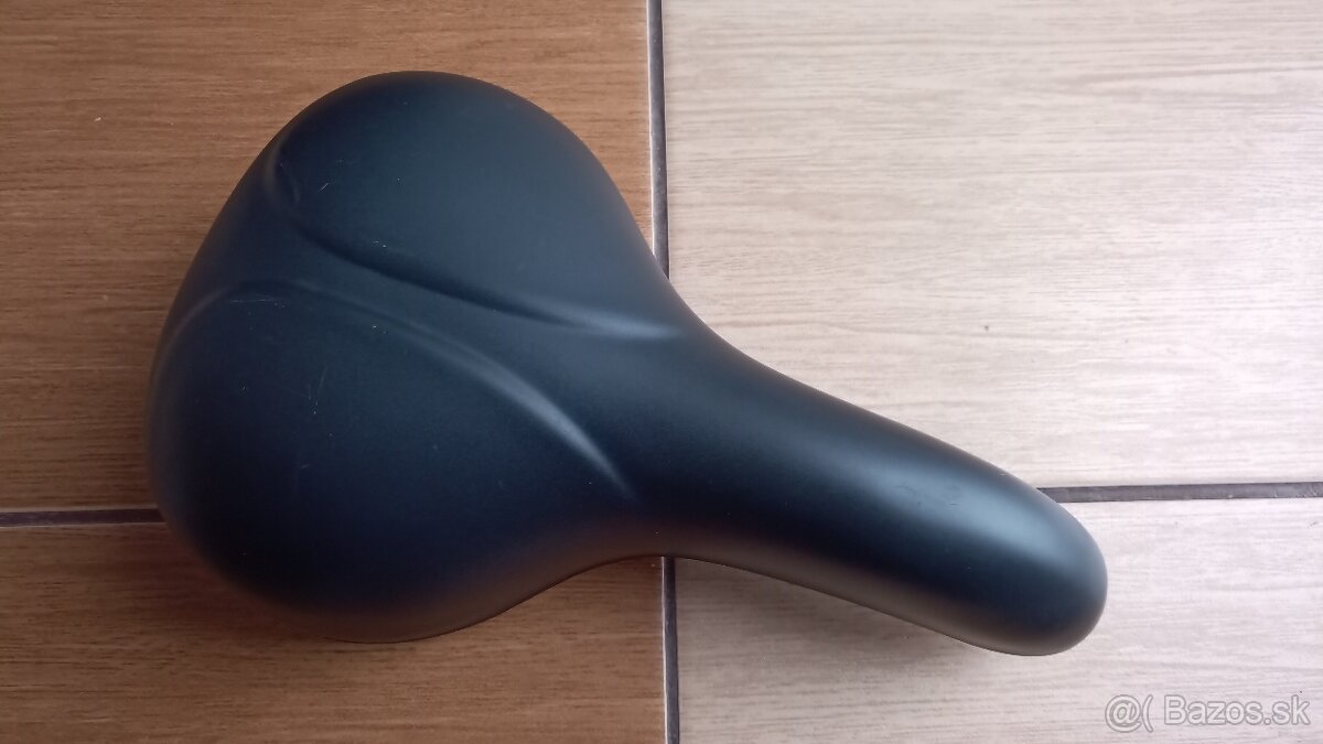 Darujem používané sedlo na bicykel Selle Royal