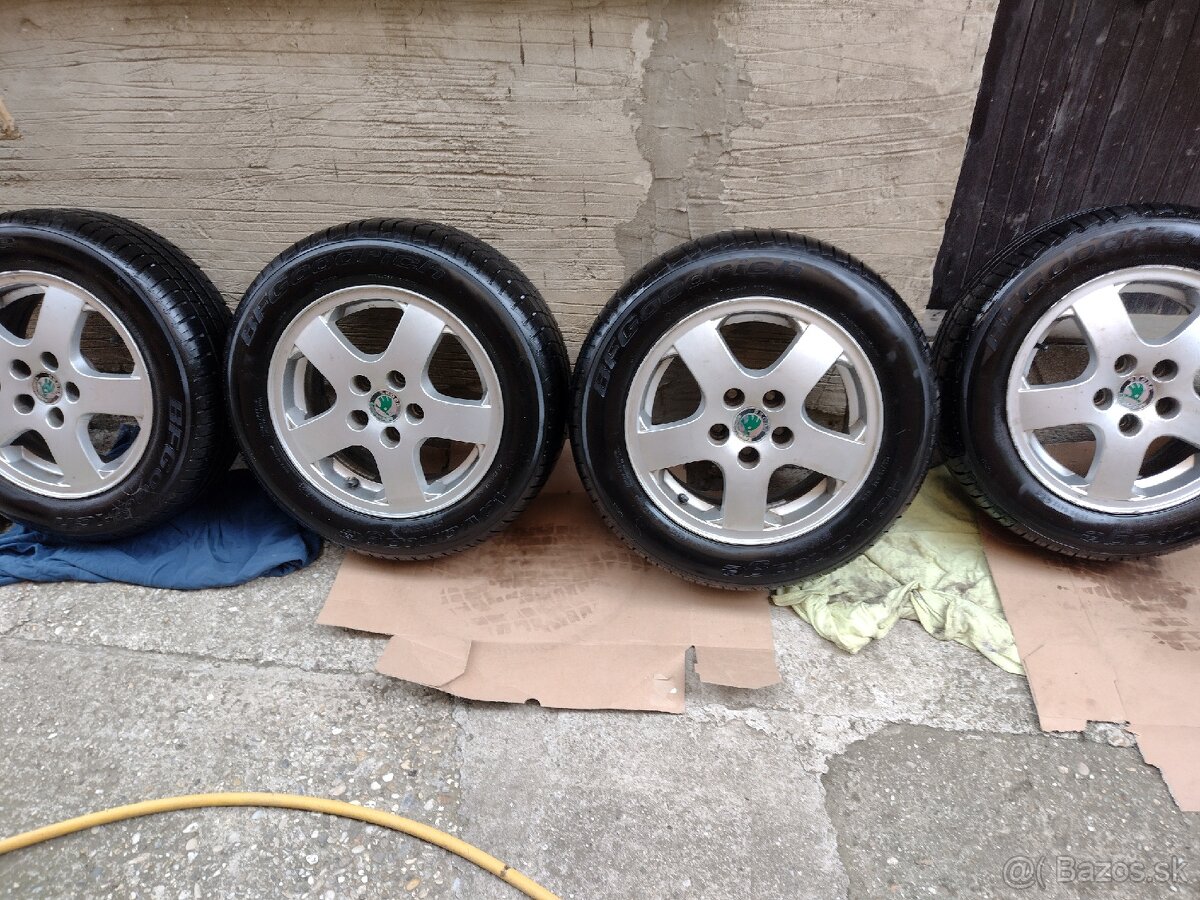 Pneumatiky (gumy) s diskami (elektróny škoda)