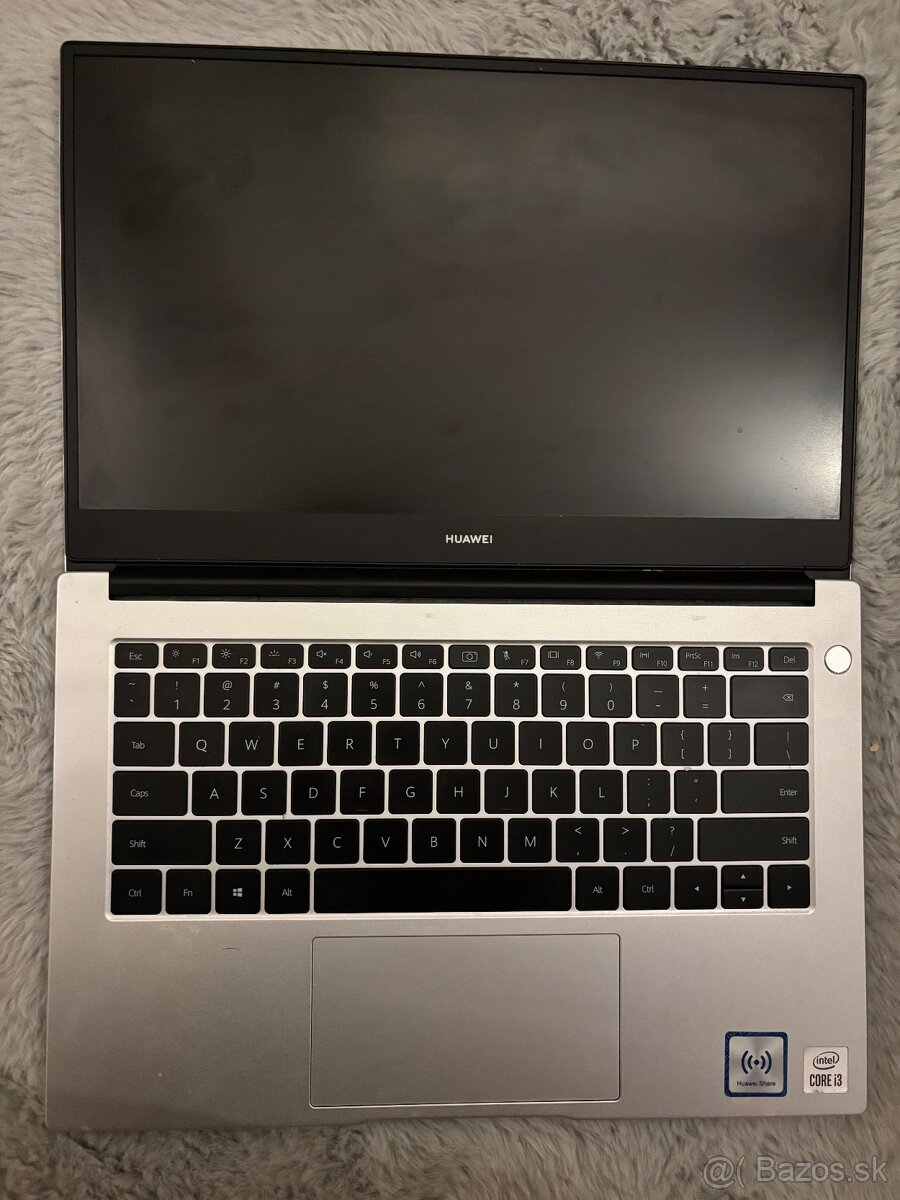 Huawei MateBook D14 – i3 / 8GB RAM / 250 GB SSD – Windows 11