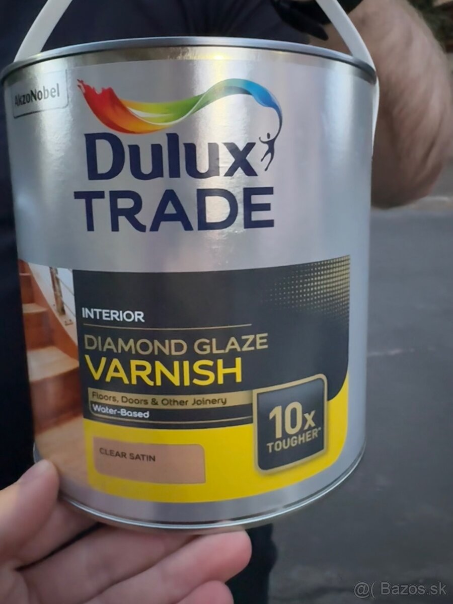 Predám ochranný lak a lesk na drevo