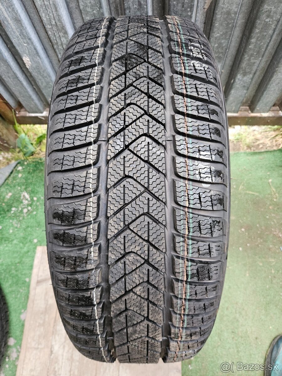 2 ks úplne nových zimných pneu Pirelli Sottozero- 225/60 r17
